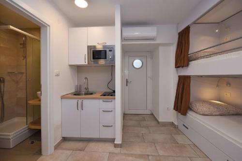 Apartamentos Guesthouse Tissa