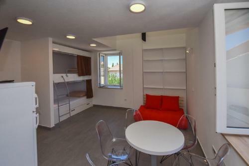 Apartamentos Guesthouse Tissa