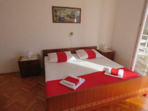 Apartamento Novalja Center