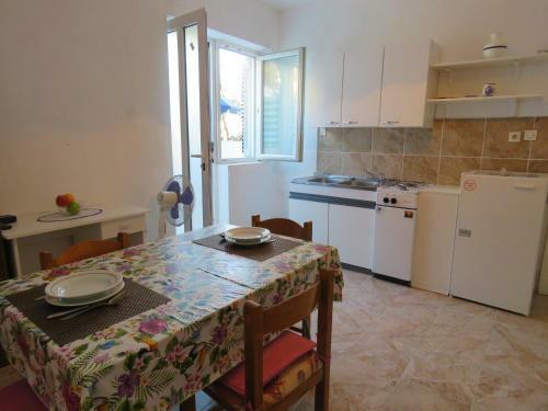Apartamento Novalja Center