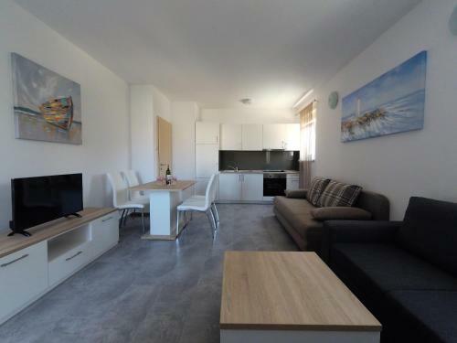 Apartments Navalis