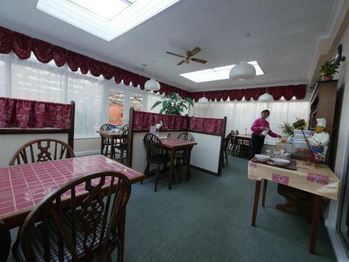 Hostal Seayr Hotel