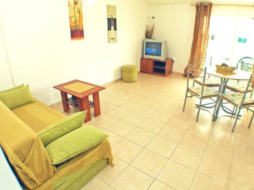 Apartment Lastavica-1