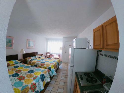 Sea Chest Motel