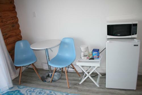 Tamarac Island Motel