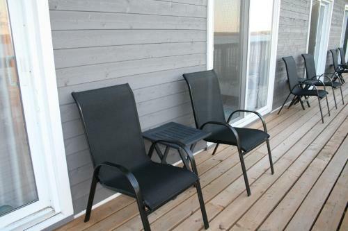 Tamarac Island Motel