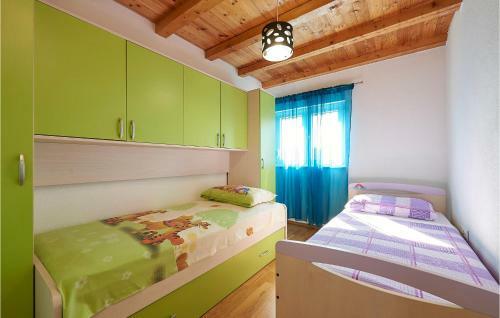 Holiday Home Pano With Fireplace I