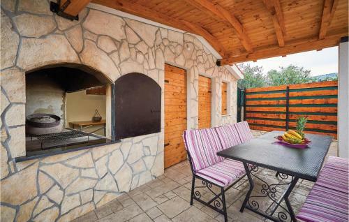 Holiday Home Pano With Fireplace I