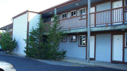Blue Sea Motor Inn
