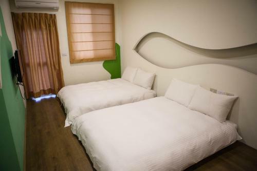 My Starry Bed And Breakfast