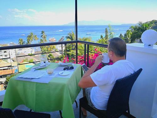 Hotel Manarra Sea View Resort