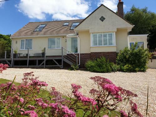 Lyme Tree House Bed And Breakfast