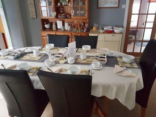 Lyme Tree House Bed And Breakfast