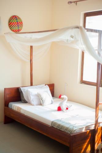 Hostal Bwejuu Beach Palm Villa