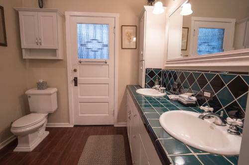 El Amador Downtown Luxury Inn