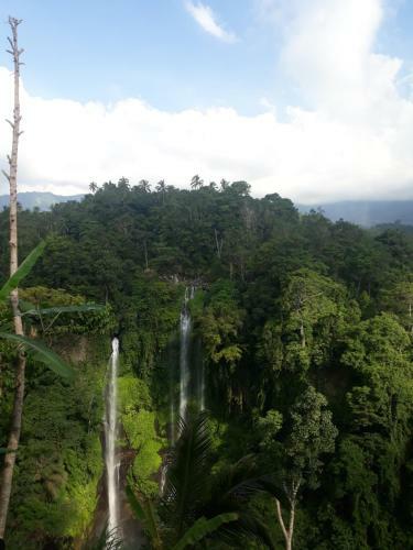 Hostal Sugi Gede Homestay
