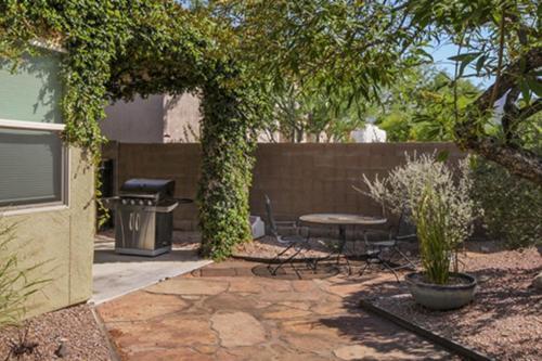 Tucson Foothills #222
