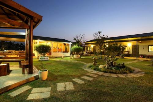 Bed & Breakfast Lanhai Inn
