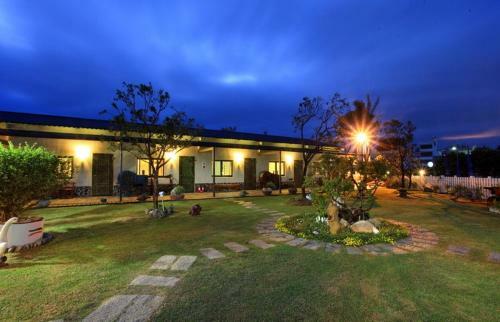 Bed & Breakfast Lanhai Inn