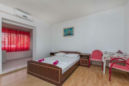 Hostal Apartments Perica