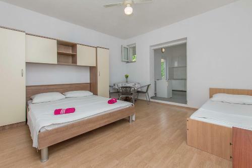 Hostal Apartments Perica