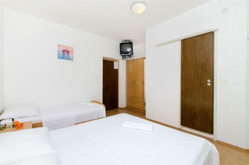 Hostal Apartments Perica