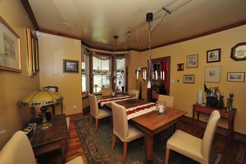 Posada Little Shemogue Inn