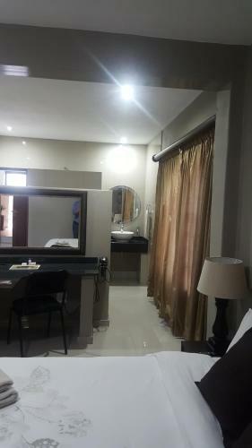 Hostal Fa'trez Guest House & Spa