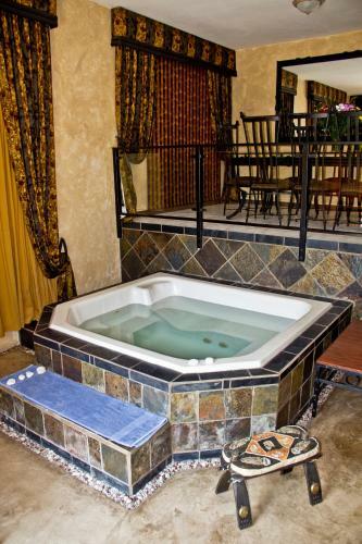 Hostal Fa'trez Guest House & Spa