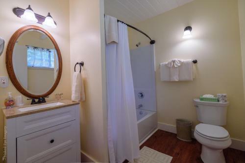 Posada Inn At Buckhorn Cove