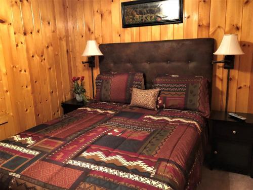 Bearly Rustic Cabin