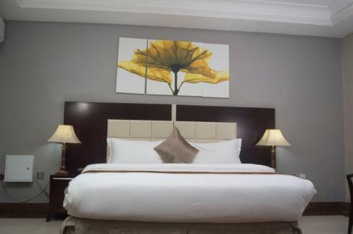 Hotel Grandbee Suites