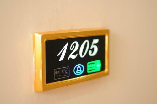 Hotel Grandbee Suites