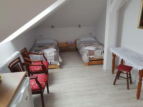 Hostal Go?ciniec S?oneczny