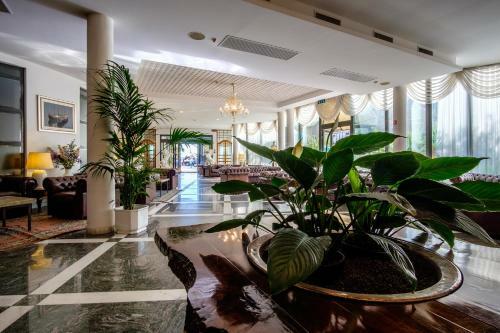 Hotel Bristol