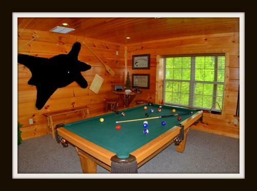 Rocky Top Rendez Cabin