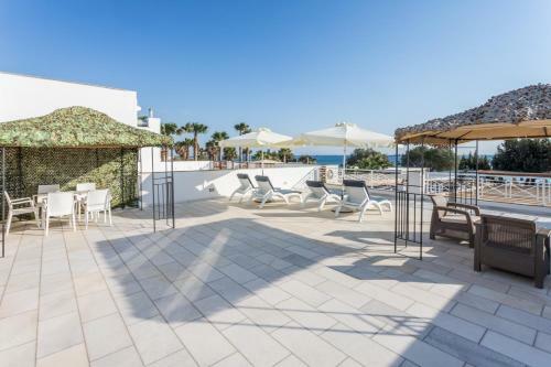 Ariadne Apartment In Plaka Beach