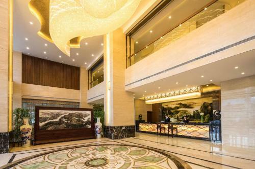 Hotel Ramada Huize