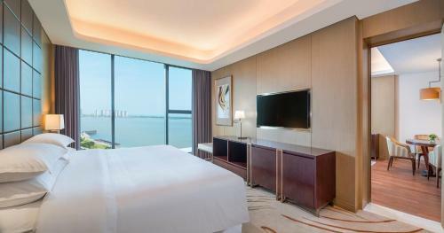Qingdao Sheraton Huangdao Hotel