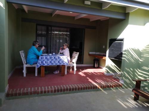 Crimson Bush Lodge