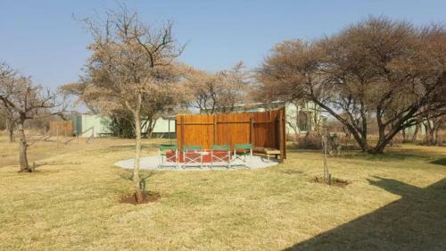 Crimson Bush Lodge