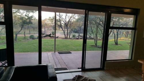 Crimson Bush Lodge