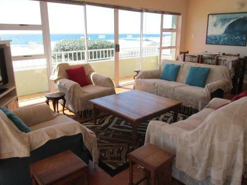 Point Village Accommodation - Laurie's House