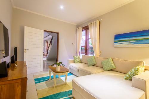 Golden Palm Villa
