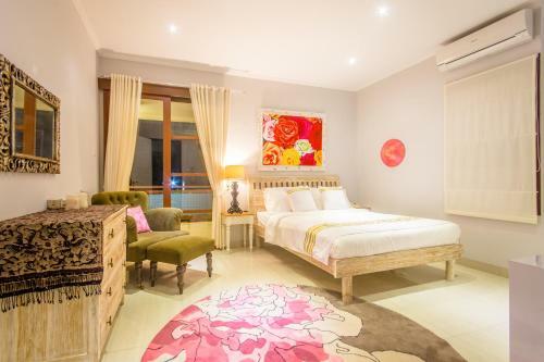 Golden Palm Villa