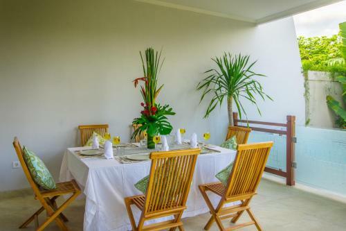 Golden Palm Villa