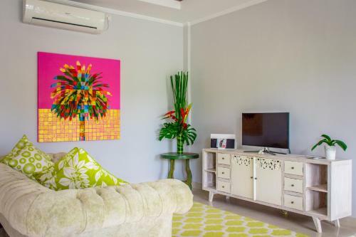 Golden Palm Villa