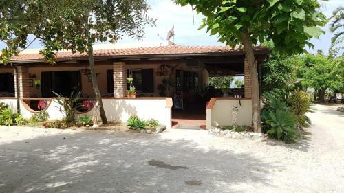 Hostal Europa Rooms And Restaurant