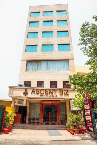 Hotel Ascent Biz