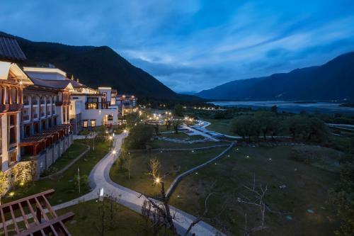 Hotel Hilton Linzhi Resort